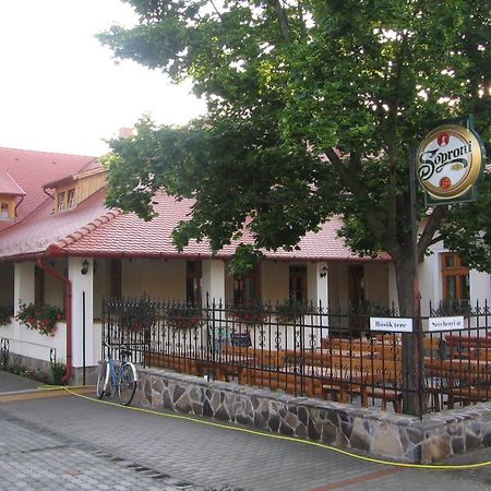 Racz Fogado Hotel Kisoroszi Ngoại thất bức ảnh
